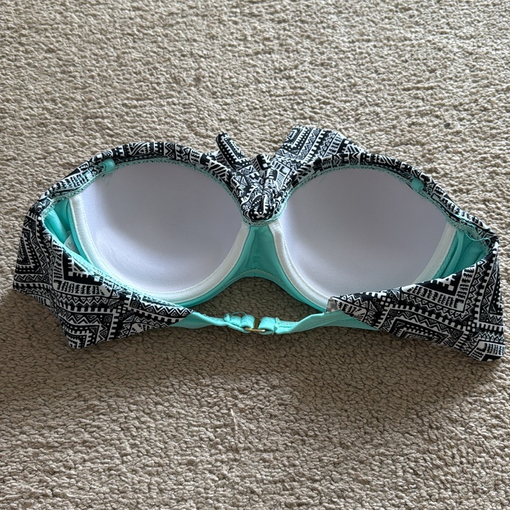 Strapless Ruffle Bikini Top - Picture 3 of 5
